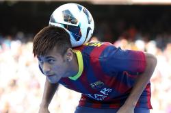 开云APP-丹麦队轻取韩国队，郑思维点燃赛场，一场跨越国界的羽球盛宴