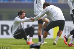 开云官网-球队团结一心，迎战强敌争取胜利的简单介绍