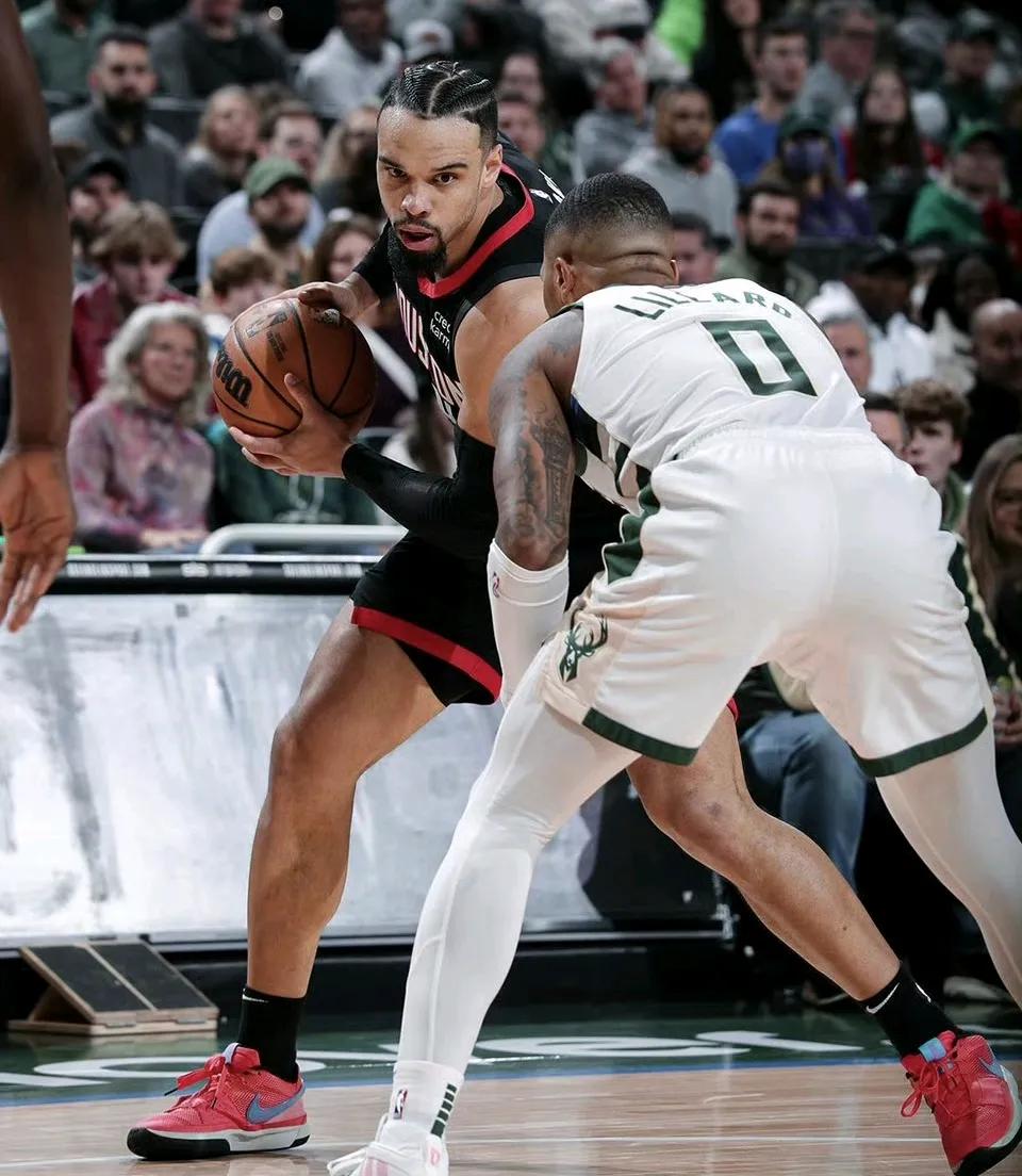 包含火箭队主帅:我们有信心在季后赛有所斩获的词条 包含火箭队主帅:我们有信心在季后赛有所斩获的词条