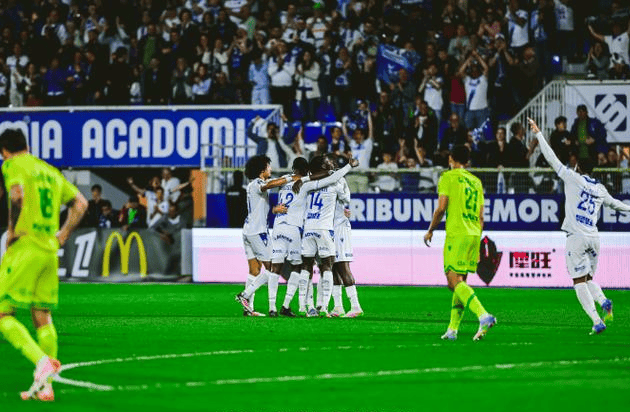 包含南特主场逆转，法甲保级战况一波三折的词条