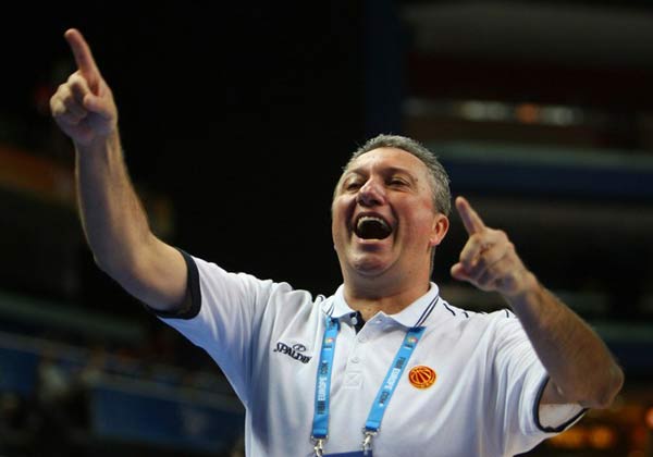 包含格鲁吉亚主帅解读比赛战术,备战未来挑战的词条 包含格鲁吉亚主帅解读比赛战术,备战未来挑战的词条