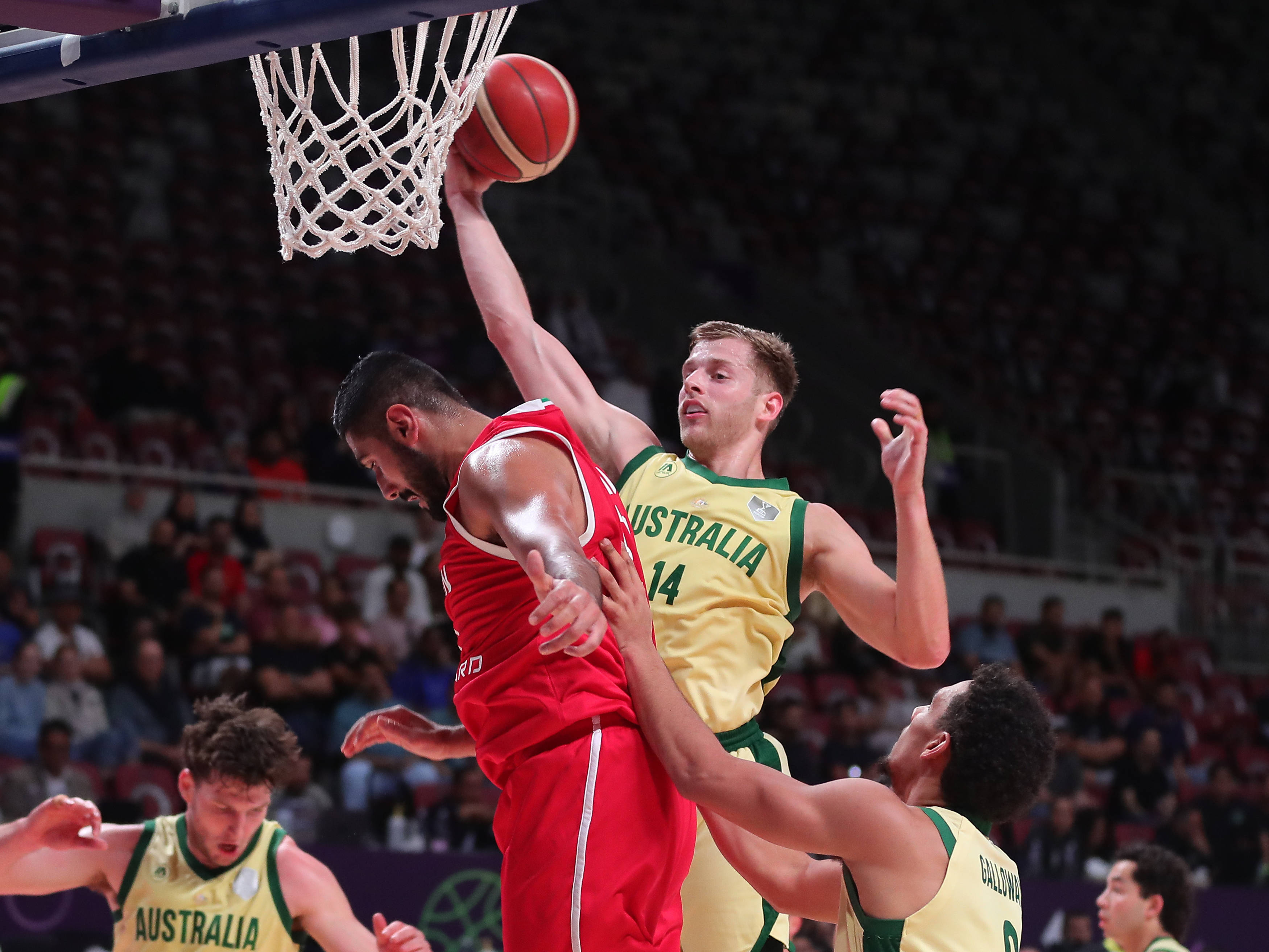 澳大利亚球队在国际比赛中获得胜利 澳大利亚球队在国际比赛中获得胜利