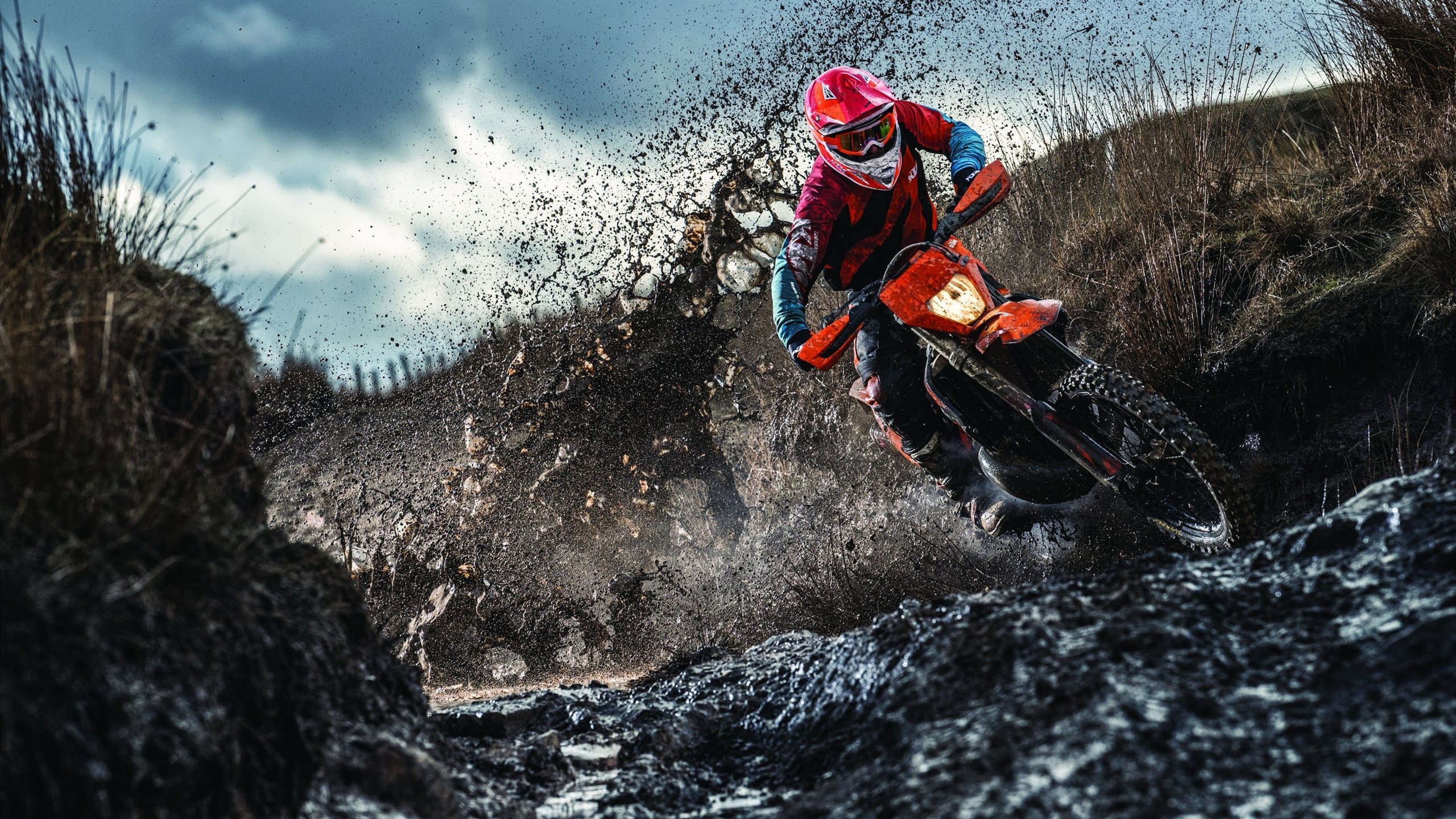 锡安式爆发引领攻防质变，广厦稳扎稳打锁定胜局力克新疆